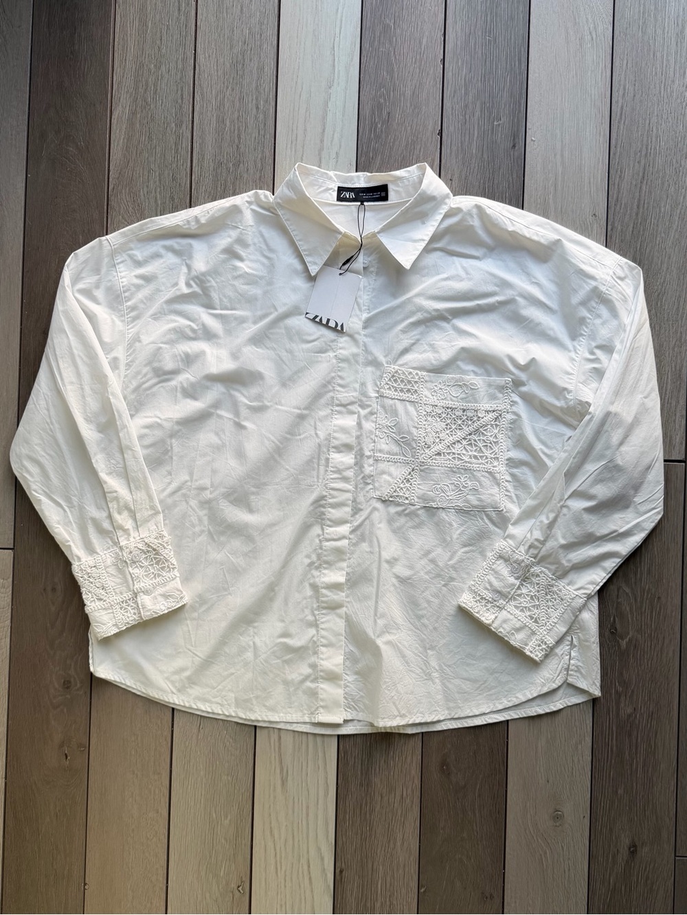 Zara White Cotton Button-Down Shirt with Embroidered Pocket